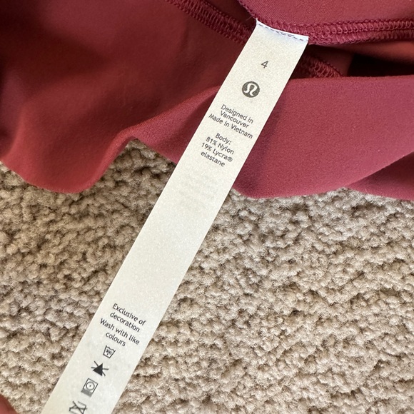 Lululemon align joggers red size 4 - Picture 3 of 3